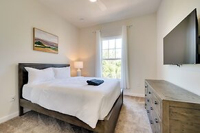 Family Home Near Disney w/ Patio & Pool Access