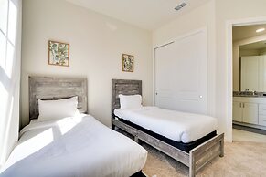 Family Home Near Disney w/ Patio & Pool Access