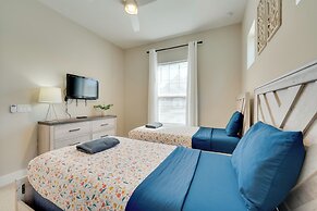 3 Mi to Animal Kingdom: Townhome w/ Pool Access!