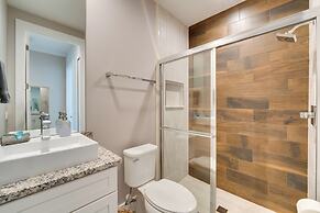 3 Mi to Animal Kingdom: Townhome w/ Pool Access!