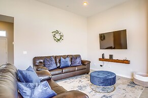 Pool, Spa & More: Relax in Desert Hot Springs!