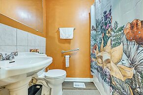 Family-friendly Jonesboro Home w/ Fenced Yard!