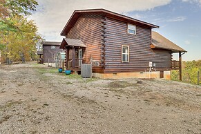 1 Mi to Current River: Sunset-view Van Buren Cabin