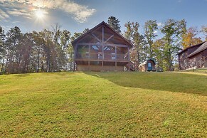 1 Mi to Current River: Sunset-view Van Buren Cabin