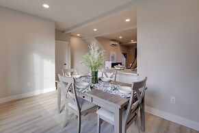 Balconies w/ Scenic River Views: Hammond Townhome!