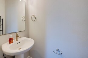 Balconies w/ Scenic River Views: Hammond Townhome!