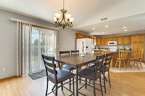 Detroit Lakes Home: Walk to Marina!