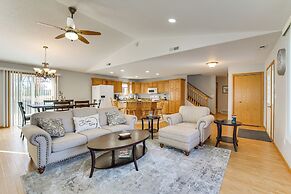 Detroit Lakes Home: Walk to Marina!