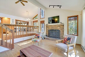 11 Mi to Skiing, Water Parks: Tobyhanna Getaway!