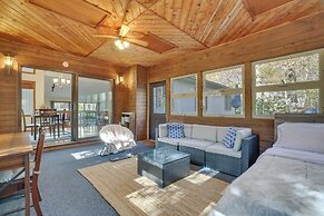 11 Mi to Skiing, Water Parks: Tobyhanna Getaway!