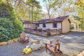 11 Mi to Skiing, Water Parks: Tobyhanna Getaway!