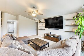 3 Mi to Lake Lowell: Caldwell Home w/ Yard & Grill