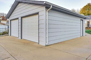 < 1 Mi to Dtwn Sioux Falls: Home w/ Private Yard