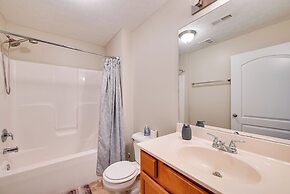 Elizabethtown Apt: 3 Mi to Dtwn!