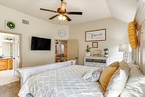 Charming Home w/ Chiminea in Weatherford!