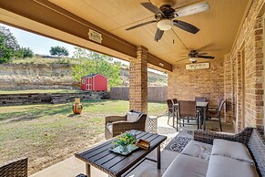 Charming Home w/ Chiminea in Weatherford!