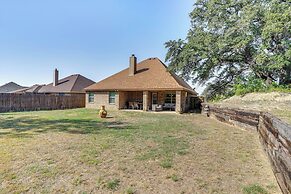 Charming Home w/ Chiminea in Weatherford!