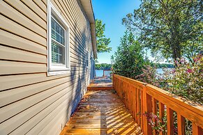 Dock + Views: High Rock Lake Hideaway!