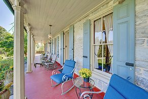 Walk to Creek: Mount Joy Home w/ Peacocks On-site!