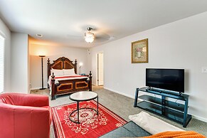 Family Friendly: Modern Townhome in Lula!