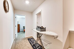 Family Friendly: Modern Townhome in Lula!