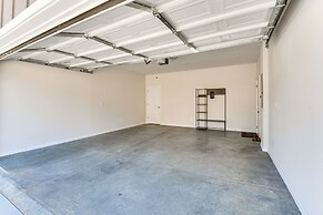 Family Friendly: Modern Townhome in Lula!