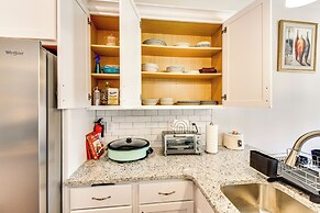 Family Friendly: Modern Townhome in Lula!