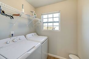 10 Mi to Grand Rapids: Modern Townhome!