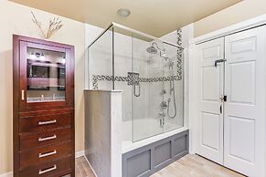 Pet-friendly Home on Lake Gaston w/ Furnished Deck