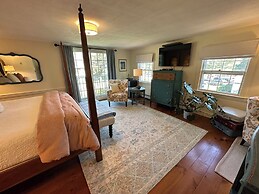 Inn at Perkins Cove