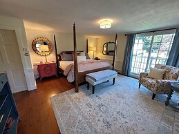 Inn at Perkins Cove