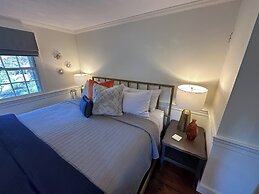 Inn at Perkins Cove