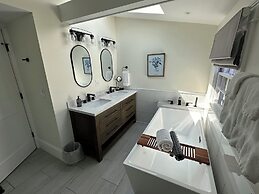 Inn at Perkins Cove
