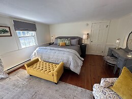 Inn at Perkins Cove