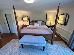Inn at Perkins Cove