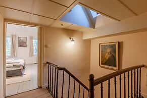 Charming Characterful Double Room in City Center