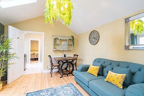 Host Stay The Hideaway