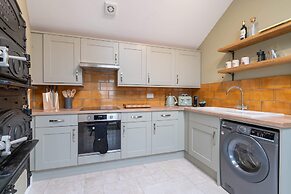 Host Stay The Hideaway