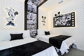 16020 Spacious Family Home 8BD Perfect For Your Vacation