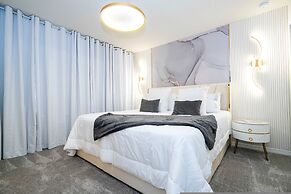 16020 Spacious Family Home 8BD Perfect For Your Vacation