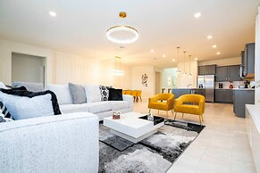 16020 Spacious Family Home 8BD Perfect For Your Vacation