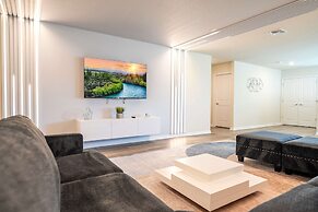 16020 Spacious Family Home 8BD Perfect For Your Vacation