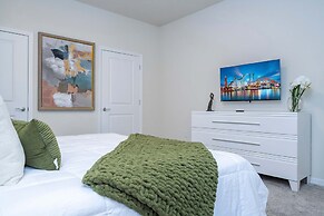 16020 Spacious Family Home 8BD Perfect For Your Vacation