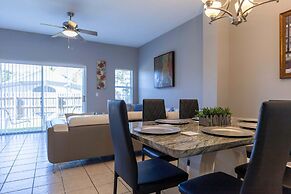3BR Townhome Steps From Theme Parks Sleeps 6