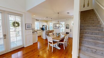 Cindie's Song 3 Bedroom Home