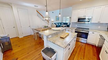 Cindie's Song 3 Bedroom Home