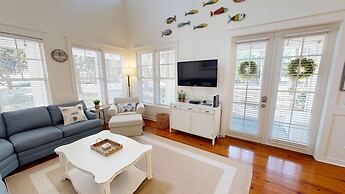 Cindie's Song 3 Bedroom Home