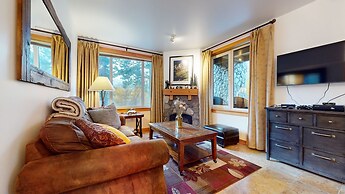 Juniper Springs Lodge #246 2 Bedroom Condo