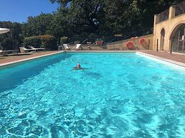 2bed Farmhouse Near San Gimignano With Pool