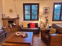 2bed Farmhouse Near San Gimignano With Pool